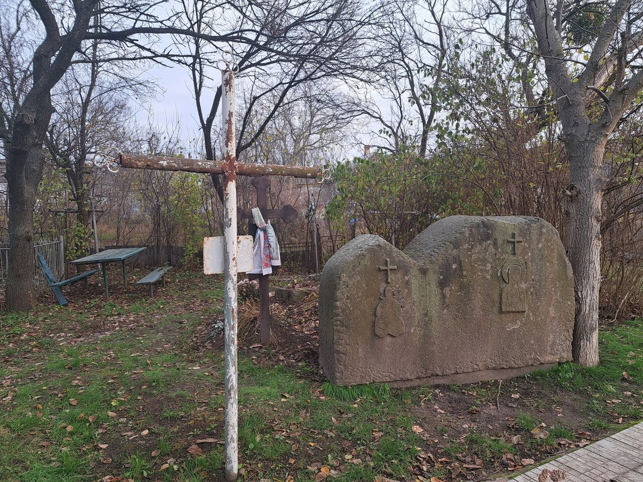 4-3-gallery-Dudkivske-cemetery_4.jpg