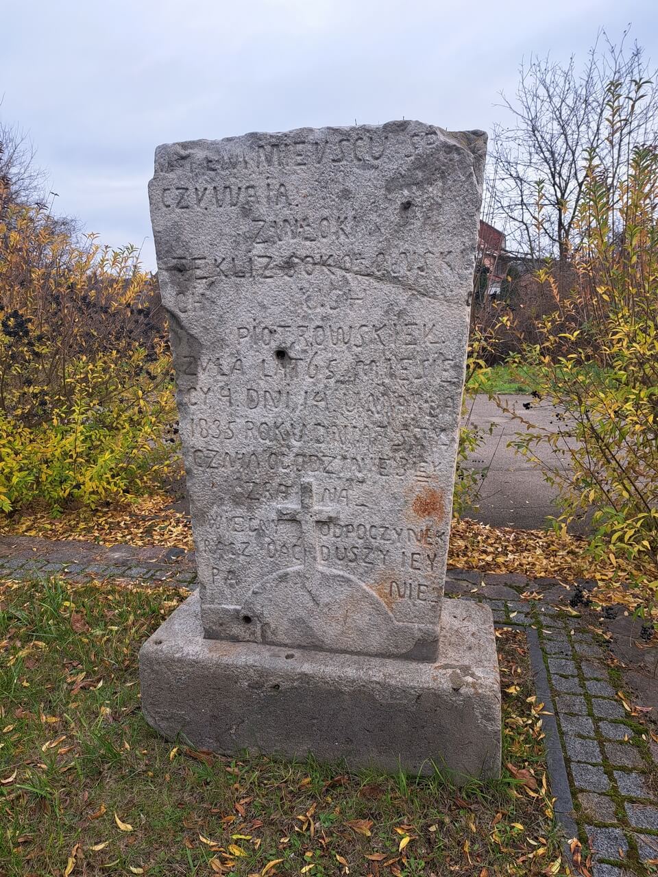 4-4-gallery-square-where-church-stood_4