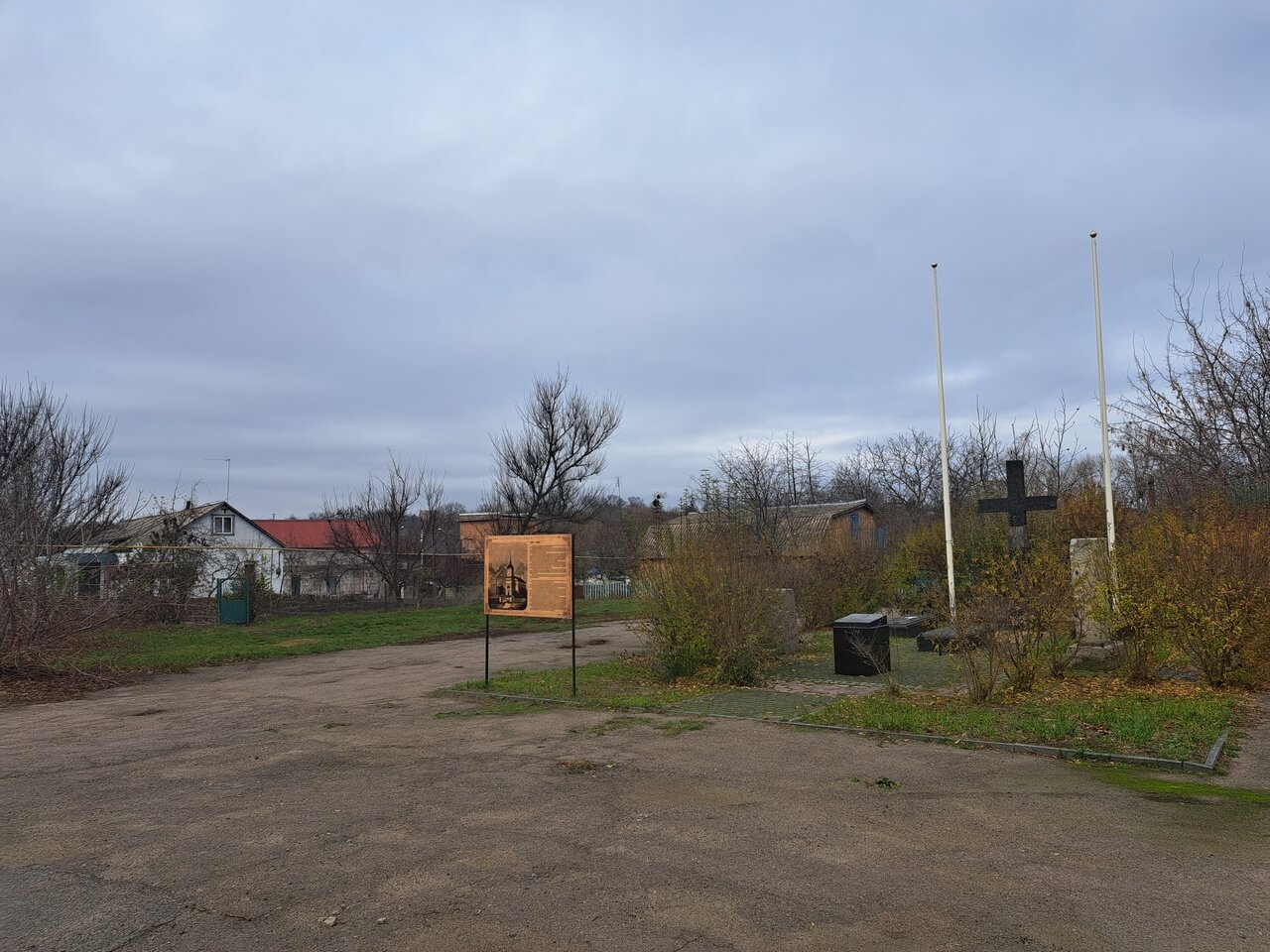4-4-gallery-square-where-church-stood_5